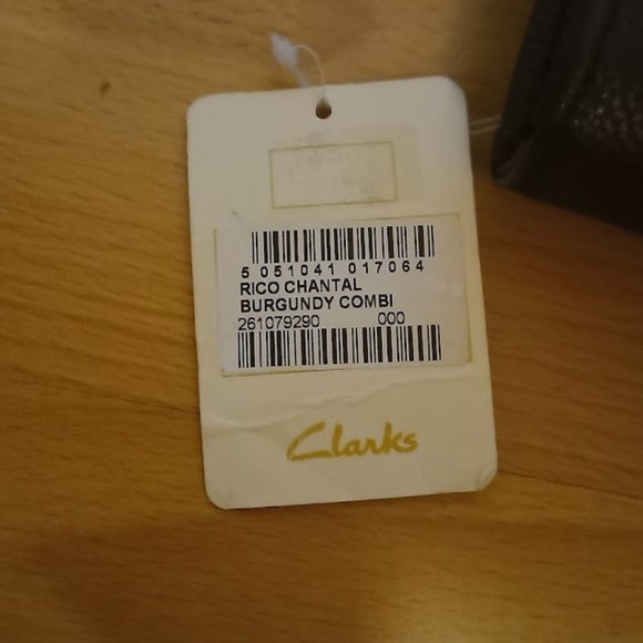 Clarks 'Rico Chantal Burgundy' Combi Wallet - Stylish Purple, New with Tags! - Picture 4 of 16